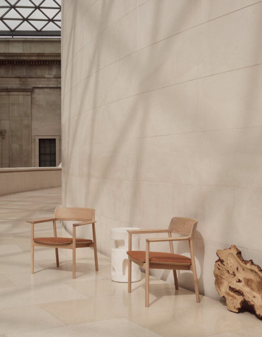 silla madera minimalista ovo chair benchmark foster partners